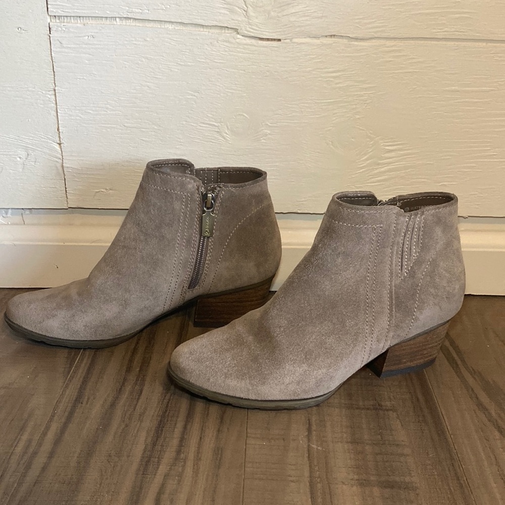 Blondo Women’s Waterproof Ankle Leather Booty